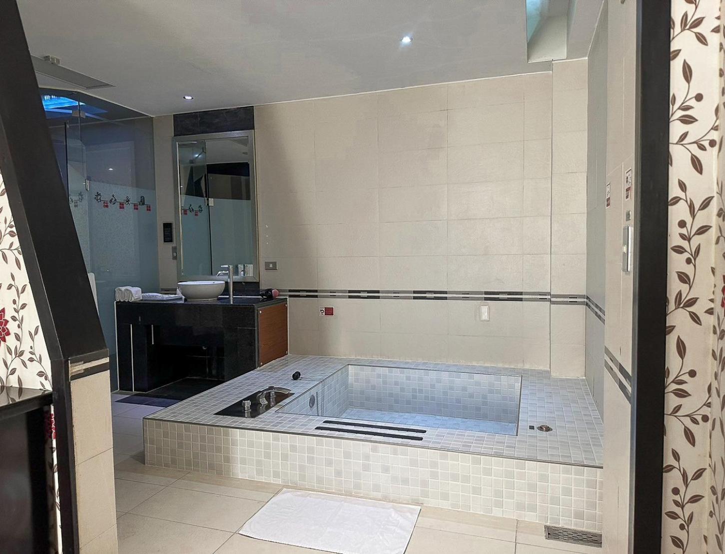 ז'ושאן All-Ur Boutique Motel-Jhu Shan Branch מראה חיצוני תמונה